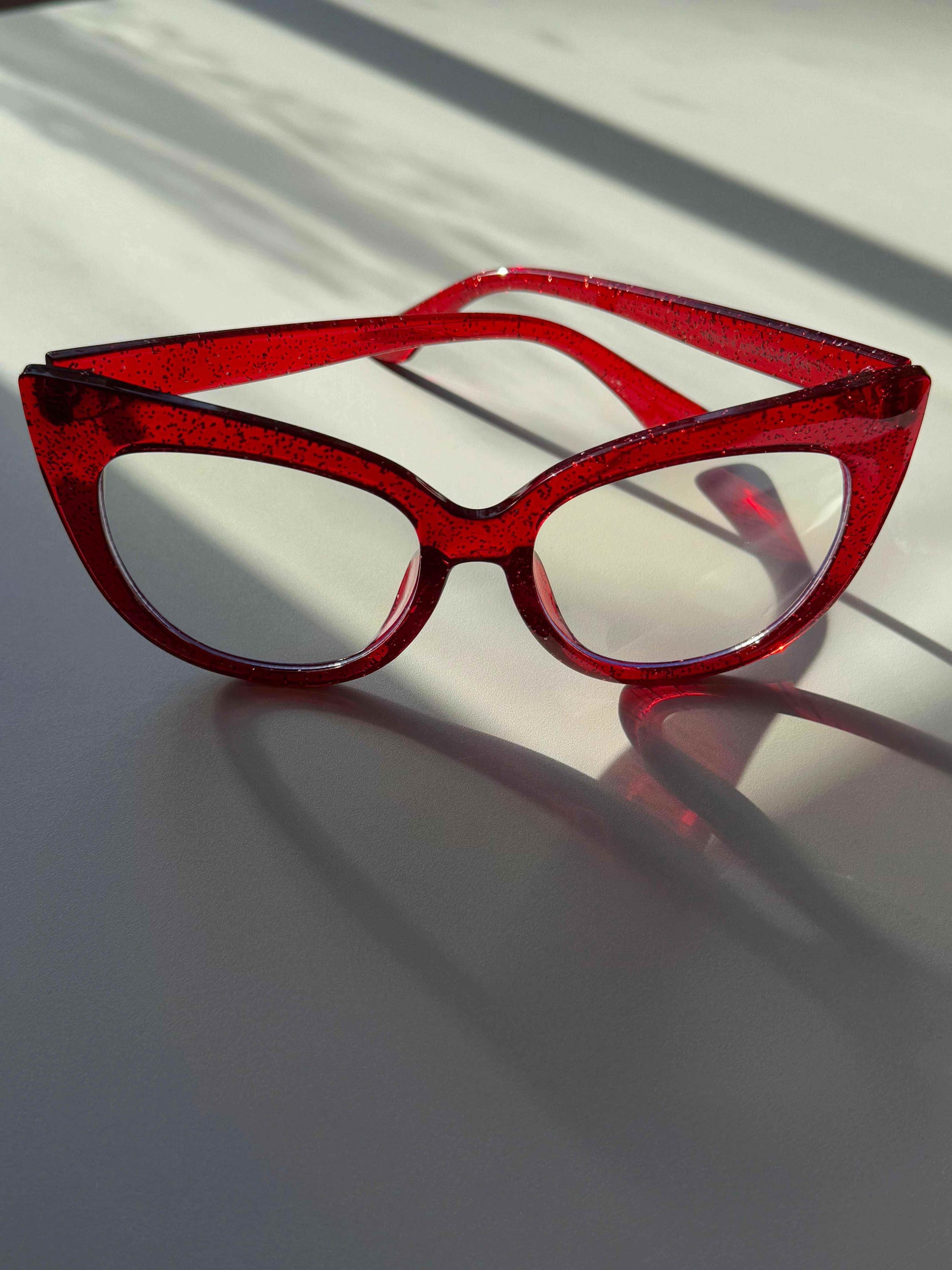 cat eye shape glasses