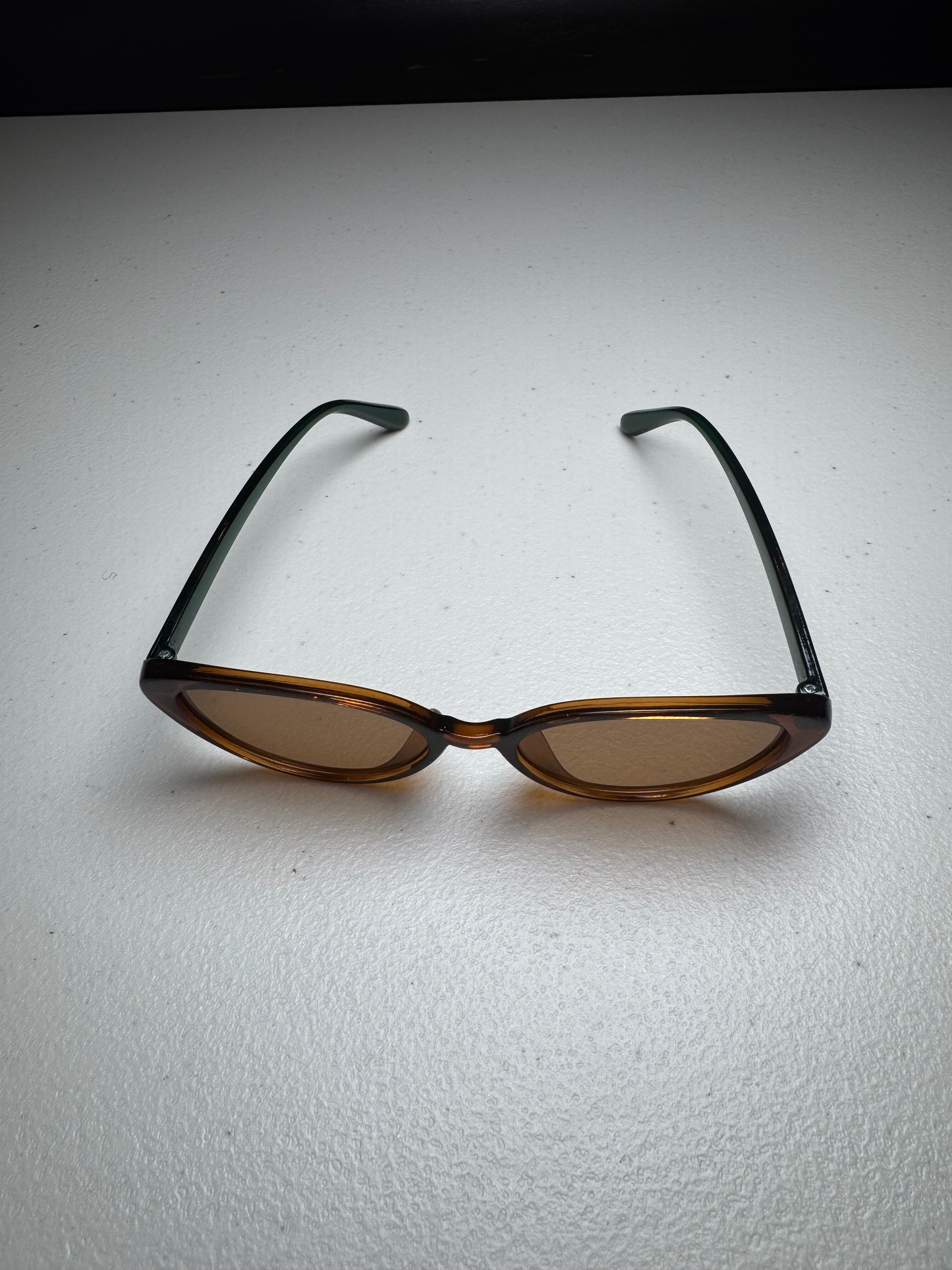 Vintage Cat-Eye Sunglasses